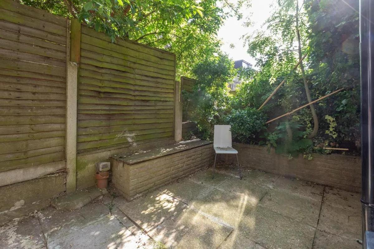 Ferienwohnung Stylish 2-Bed Flat In The Heart Of West Hampstead London Exterior foto