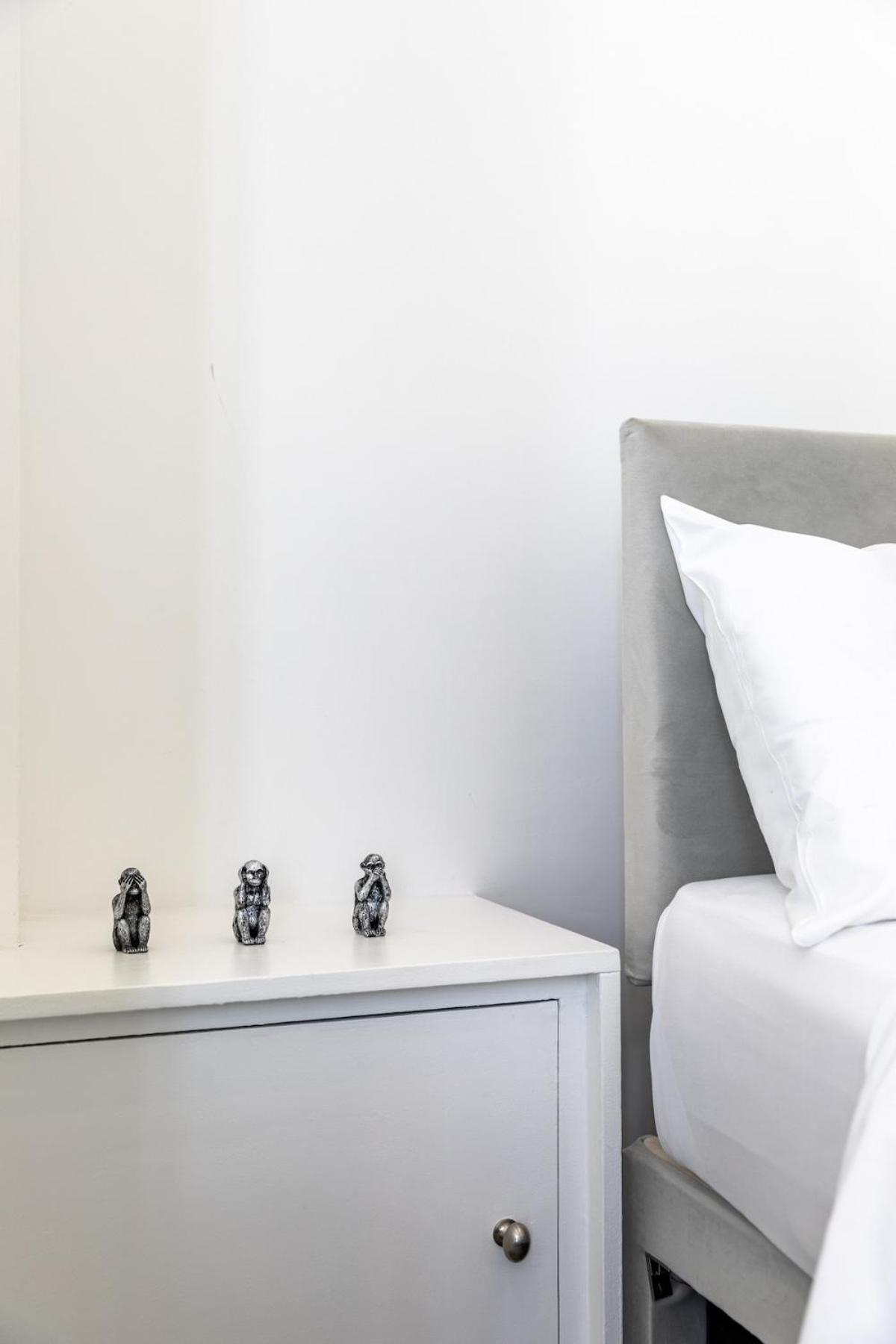 Ferienwohnung Stylish 2-Bed Flat In The Heart Of West Hampstead London Exterior foto
