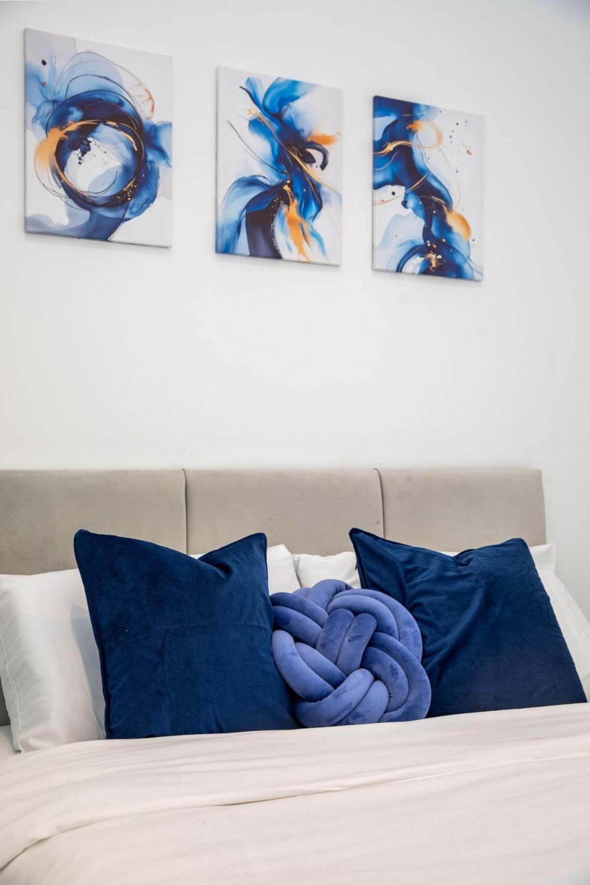 Ferienwohnung Stylish 2-Bed Flat In The Heart Of West Hampstead London Exterior foto